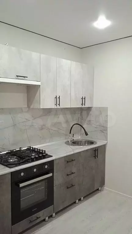 1-к. квартира, 38 м, 7/10 эт. - Фото 1