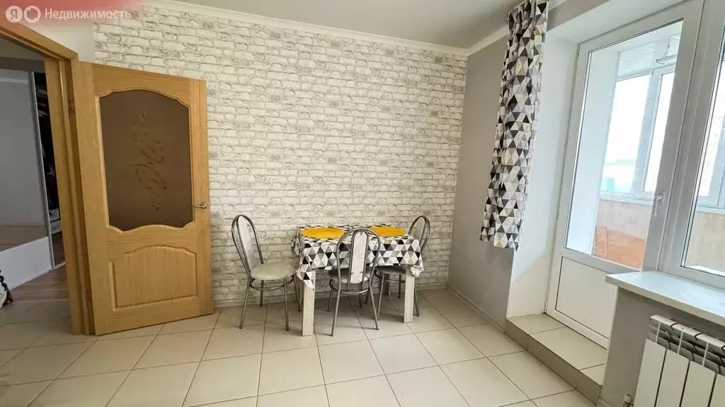 1-комнатная квартира: Оренбург, Салмышская улица, 67/4 (46.1 м) - Фото 0
