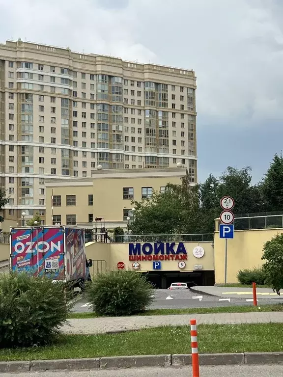 Гараж в Москва Мосфильмовская ул., 88к2с4 (19 м) - Фото 2