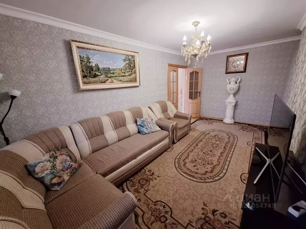 3-к кв. Кабардино-Балкария, Нальчик ул. Идарова (56.0 м) - Фото 0
