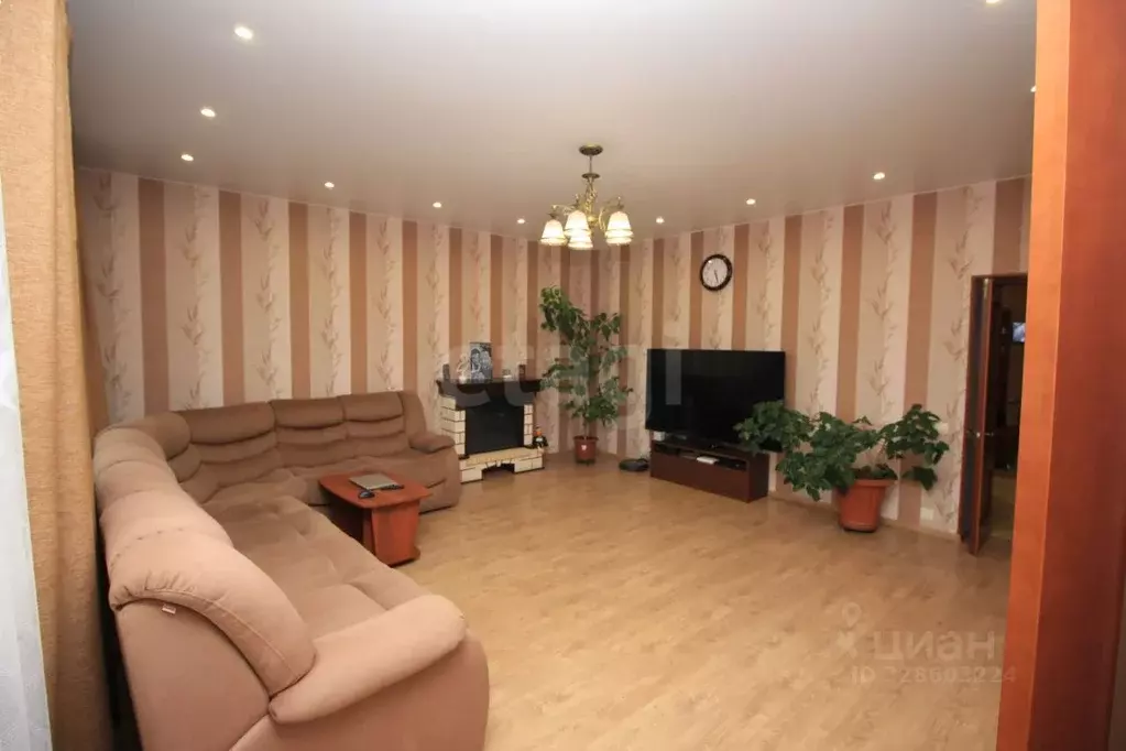 Дом в Вологодская область, Шексна рп, Шексна Южная мкр ул. Детская, 8 ... - Фото 1