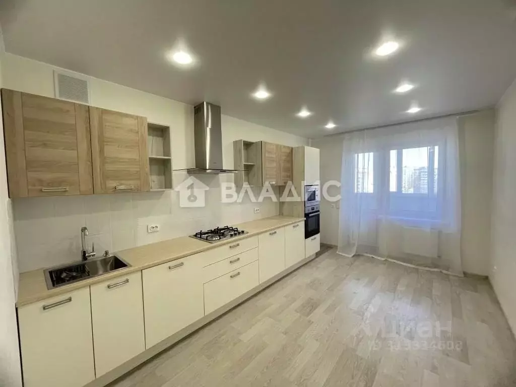 3-к кв. Владимирская область, Владимир ул. Родионовка, 8 (105.0 м) - Фото 0