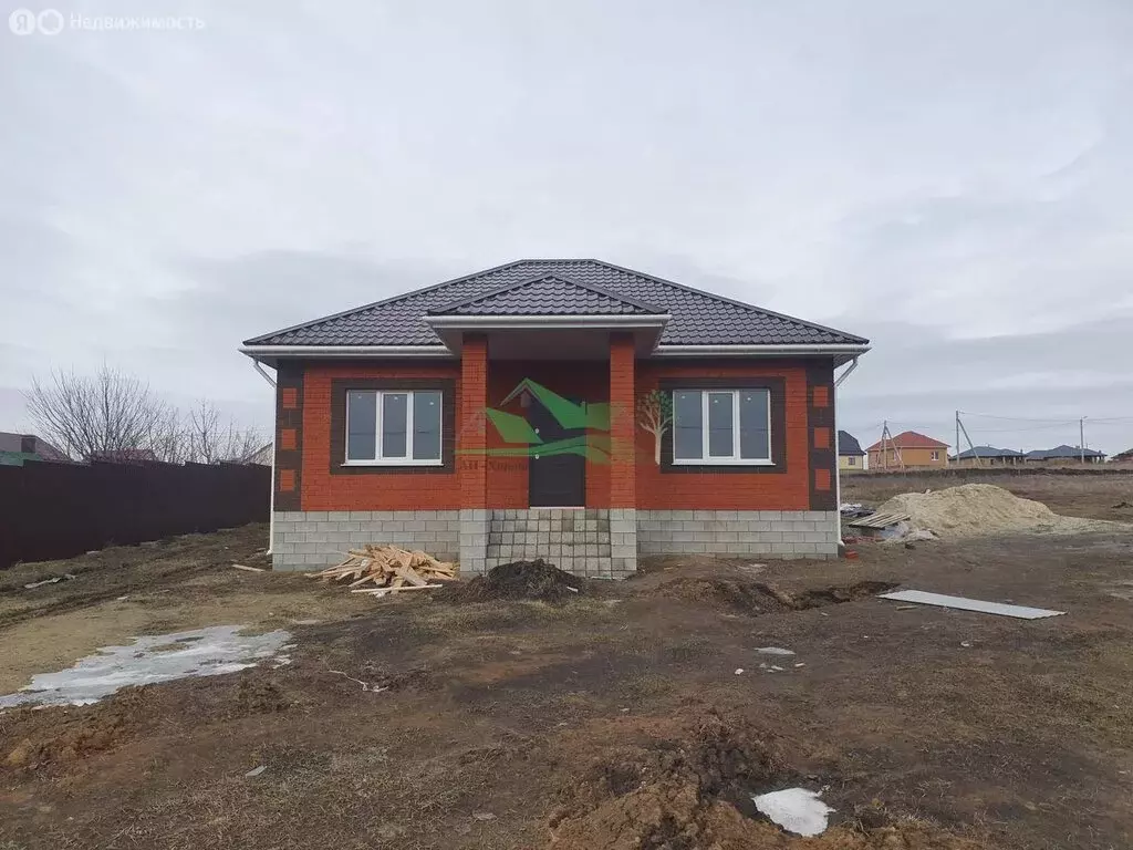Дом в село Стрелецкое, Казацкий микрорайон (100 м) - Фото 1