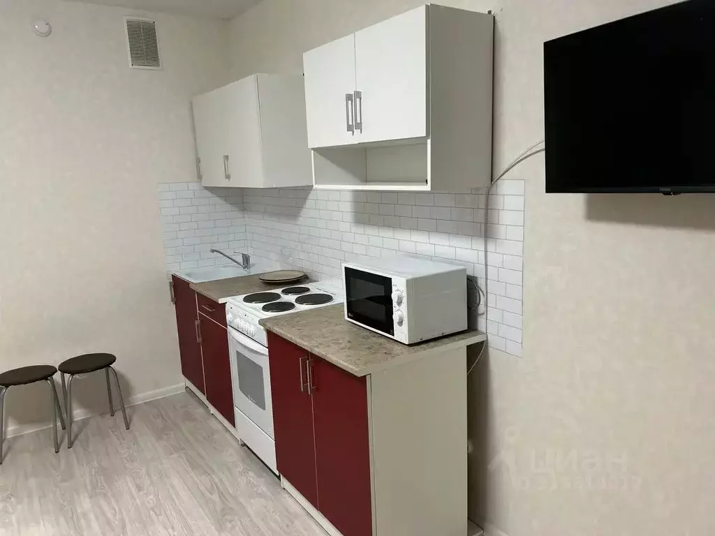 Студия Татарстан, Набережные Челны ул. Виктора Полякова, 15 (28.0 м) - Фото 1