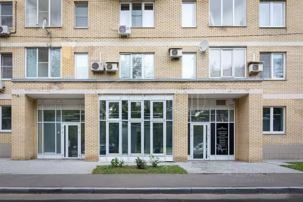 Торговая площадь в Москва Челюскинская ул., 9 (361 м) - Фото 1