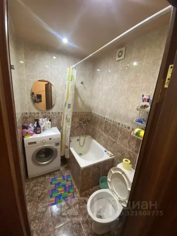 1-к кв. Дагестан, Каспийск Комсомольская ул., 5 (33.0 м) - Фото 1
