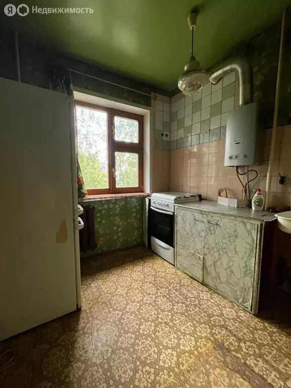 2-комнатная квартира: Сыктывкар, Коммунистическая улица, 82 (44.2 м) - Фото 2