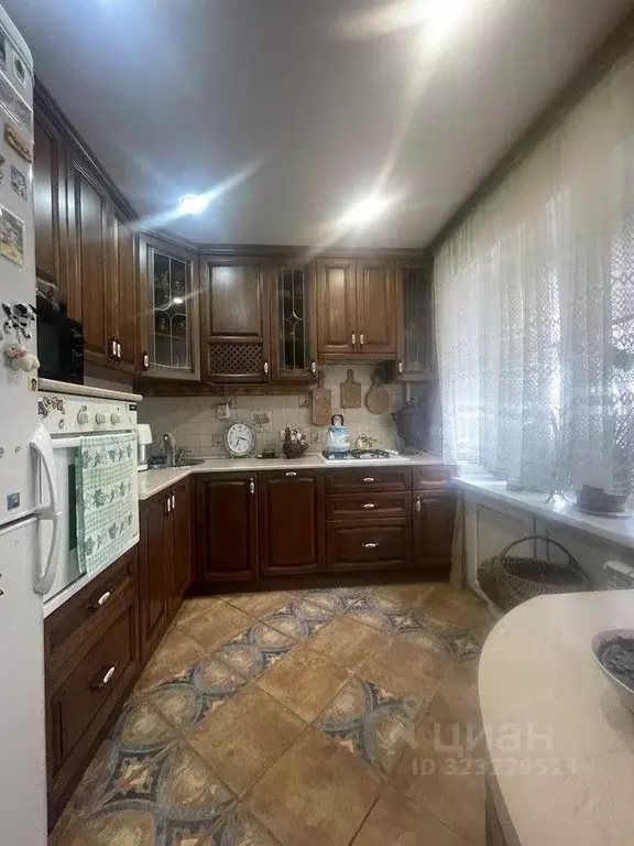 3-к кв. Саратовская область, Саратов ул. Мира, 19 (61.8 м) - Фото 0