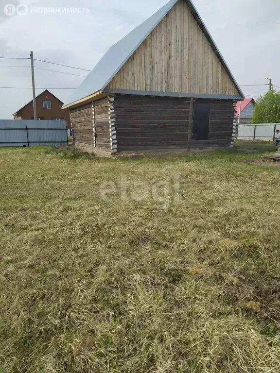 Дом в Ялуторовский район, деревня Осинова, улица Ишмухамедова (74 м) - Фото 1