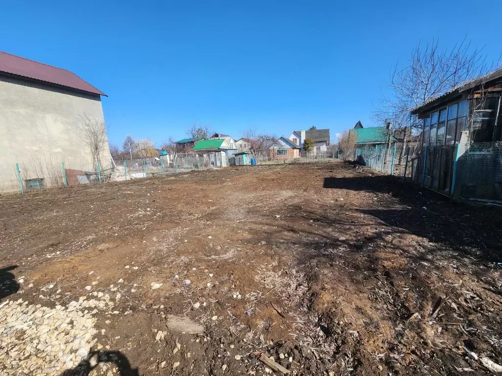 Участок в Саратовская область, Энгельсский район, Красноярское ... - Фото 1