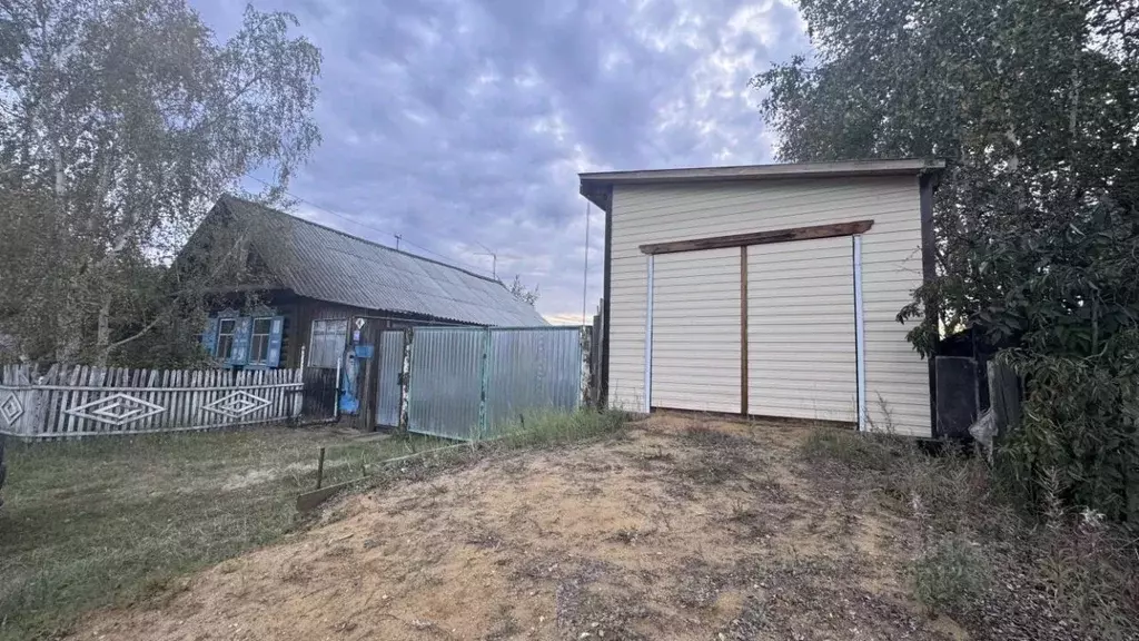 Дом в Саха (Якутия), Жатай городской округ, Жатай рп ул. Трудовая, 14 ... - Фото 0