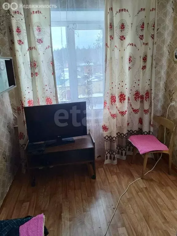 3-комнатная квартира: село Семёновское, Совхозная улица, 3 (56.9 м) - Фото 1