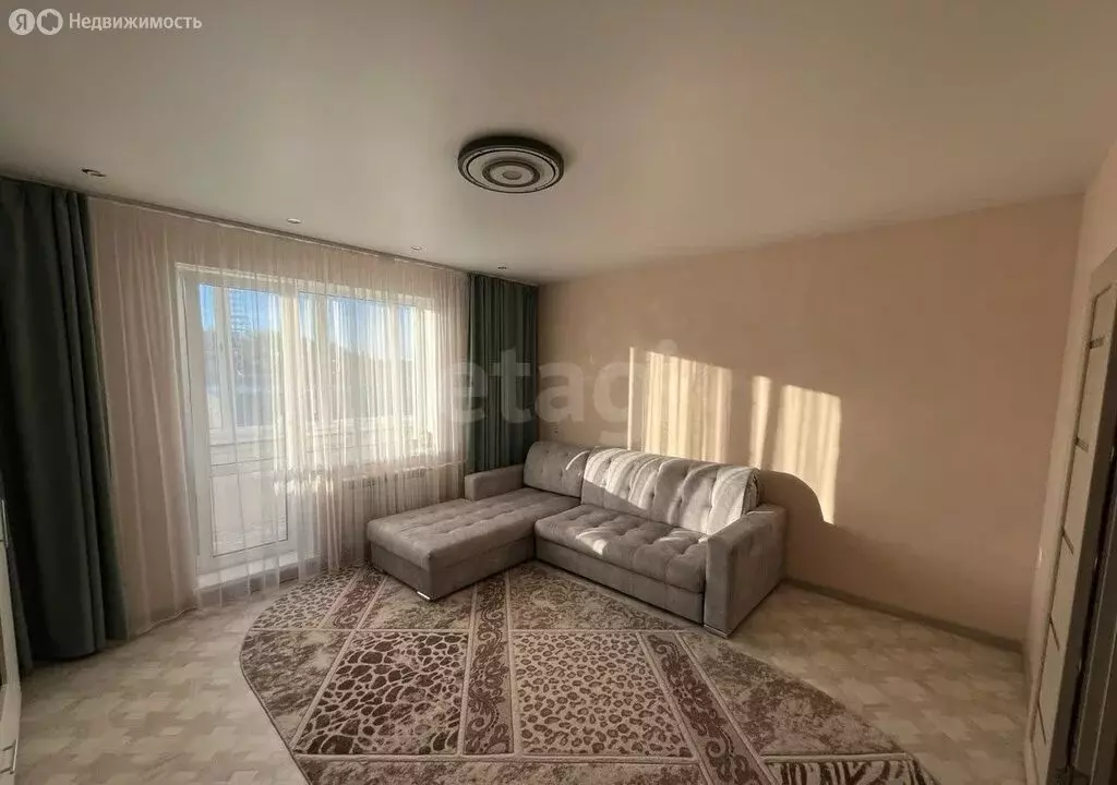 1-комнатная квартира: Златоуст, 6-я Демидовская улица, 53 (40.2 м) - Фото 1