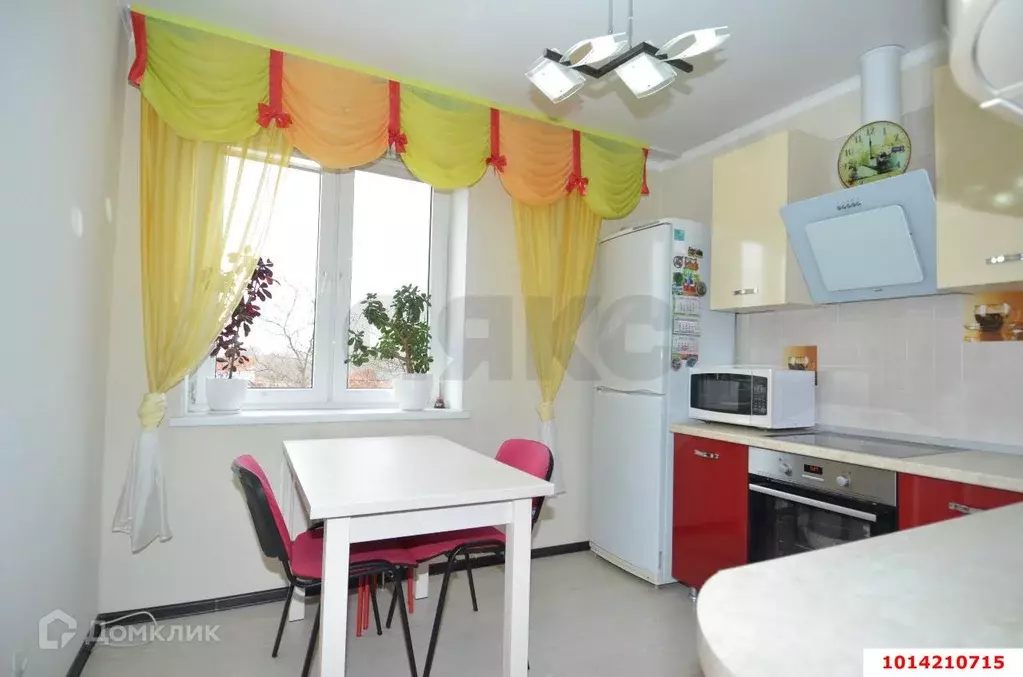 Продаётся 2-к квартира, 56.1 м - Фото 0