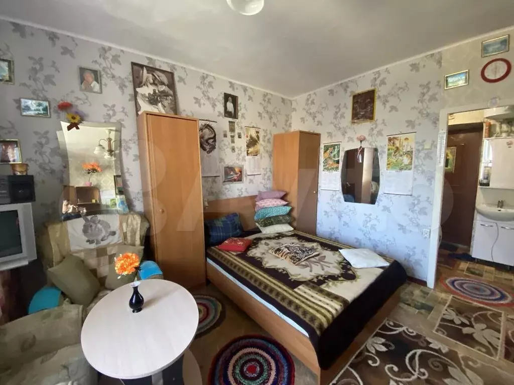 Комната 15 м в 7-к., 2/3 эт. - Фото 0
