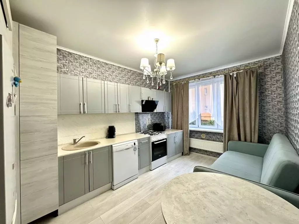 1-к кв. Калининградская область, Гурьевский муниципальный округ, пос. ... - Фото 1