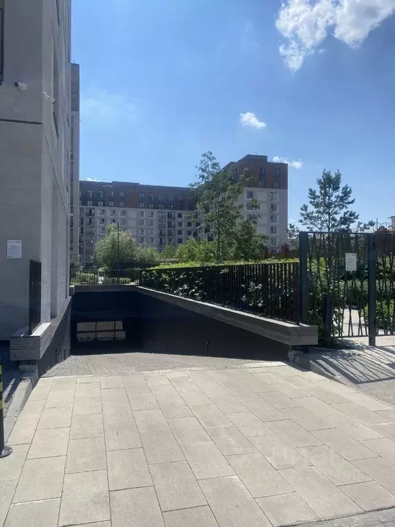 3-к кв. Тюменская область, Тюмень ул. Молодогвардейцев, 5к1 (131.8 м) - Фото 2