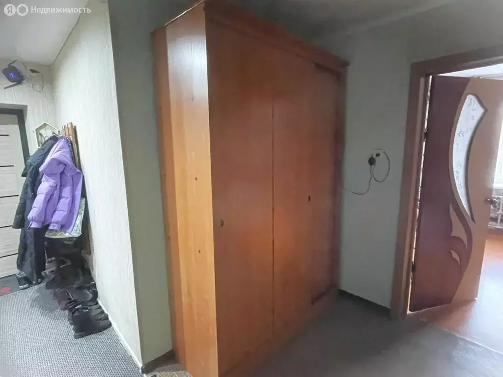 2-комнатная квартира: Таштагол, улица Макаренко, 8 (53 м) - Фото 1