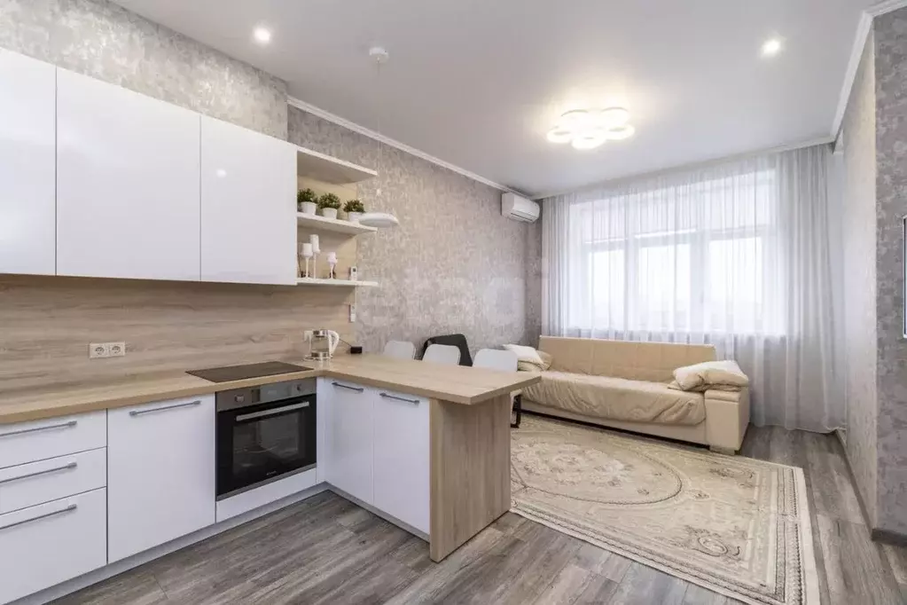 2-к кв. Тюменская область, Тюмень ул. Малыгина, 90 (74.0 м) - Фото 1