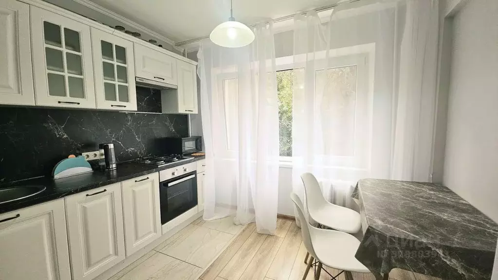 1-к кв. Краснодарский край, Сочи Гагарина мкр, ул. Красноармейская, ... - Фото 2