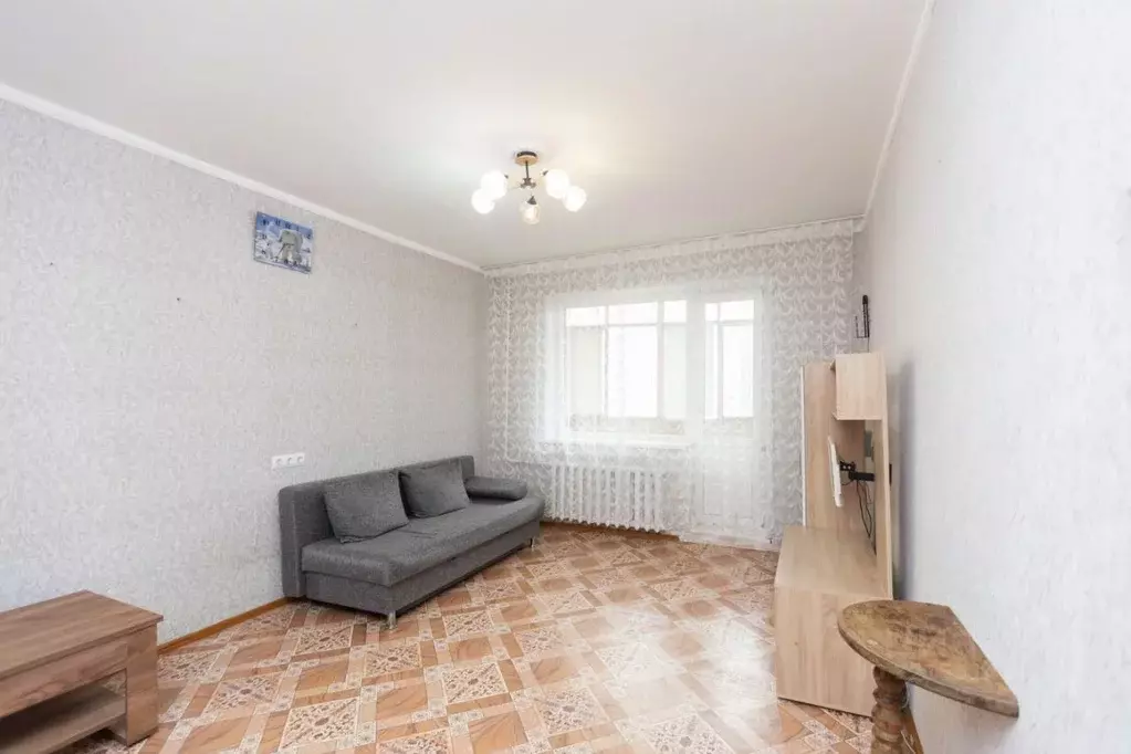 1-к кв. Оренбургская область, Оренбург ул. Чкалова, 44 (37.0 м) - Фото 0