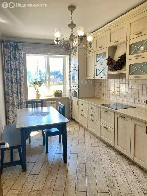 3-комнатная квартира: Горно-Алтайск, улица Петра Сухова, 10 (87 м) - Фото 2