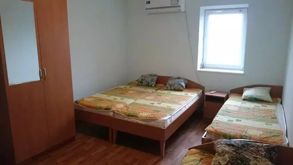 Комната Крым, Сакский район, Новофедоровка пгт ул. Ковыльная, 62 - Фото 2