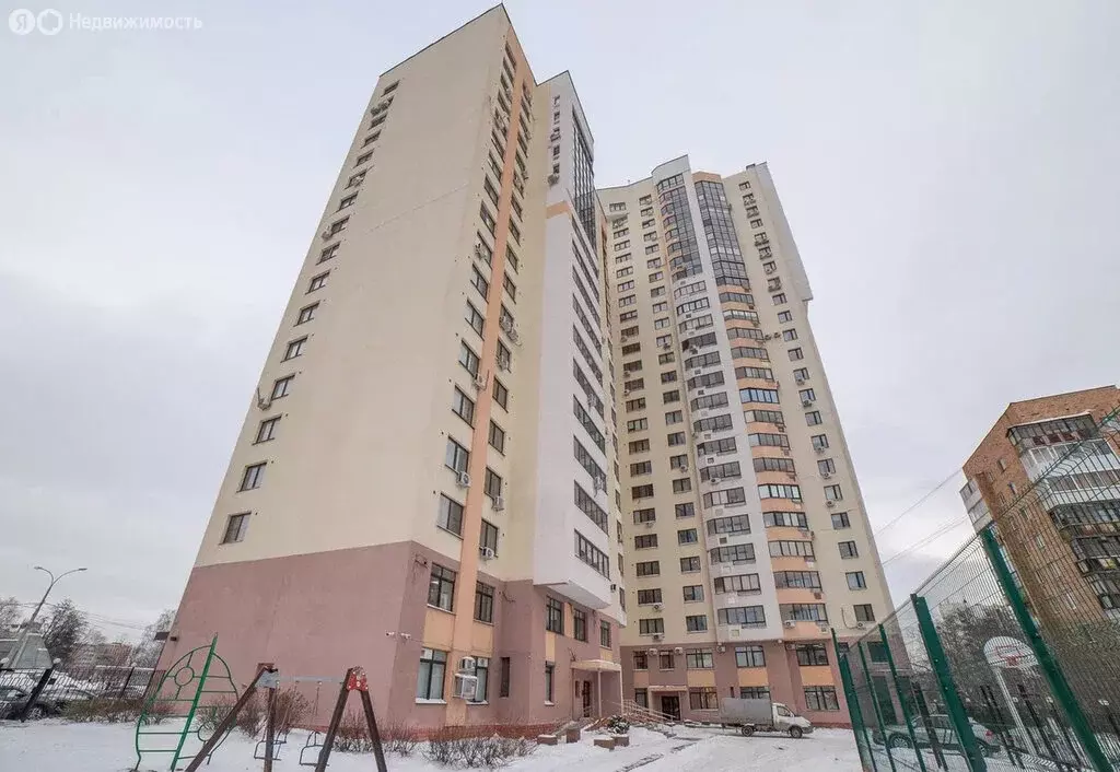 1-комнатная квартира: Екатеринбург, улица Радищева, 61 (54.3 м) - Фото 1