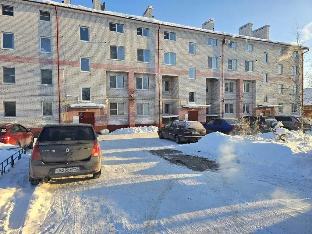 2-к кв. Ленинградская область, Отрадное Кировский район, 17-я линия, ... - Фото 1