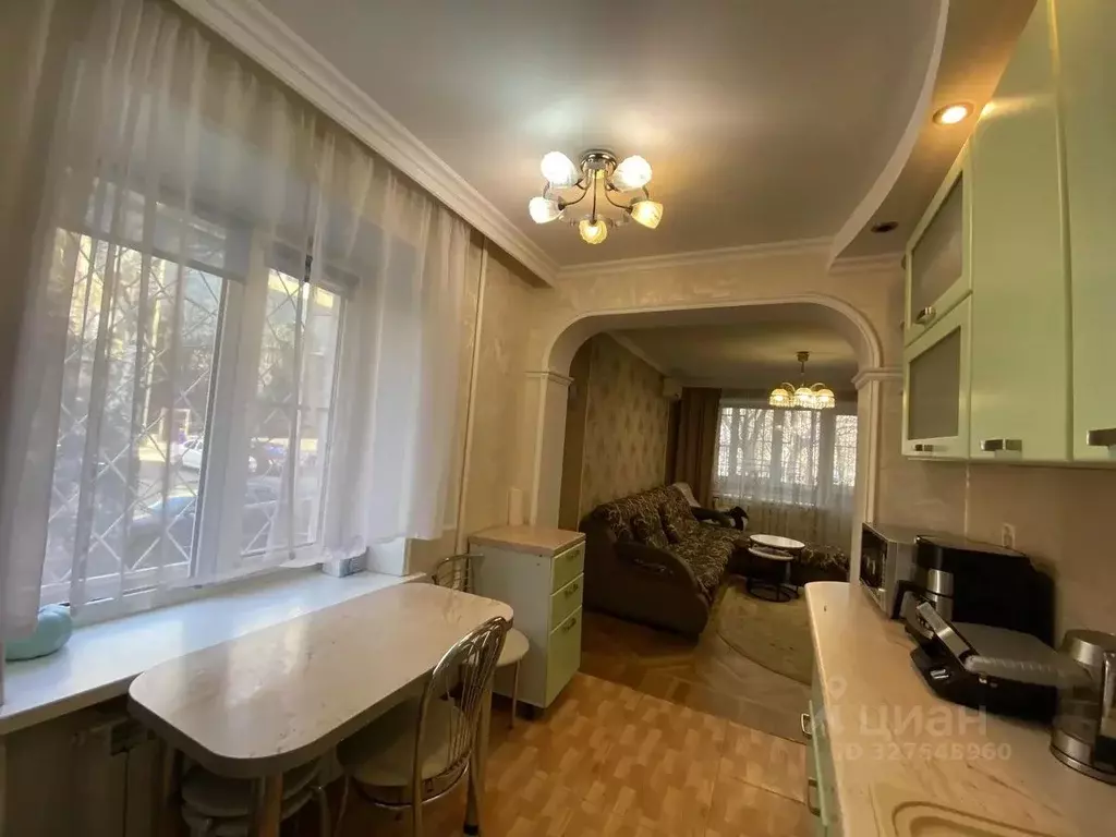 2-к кв. Краснодарский край, Краснодар Красная ул., 153 (48.6 м) - Фото 1