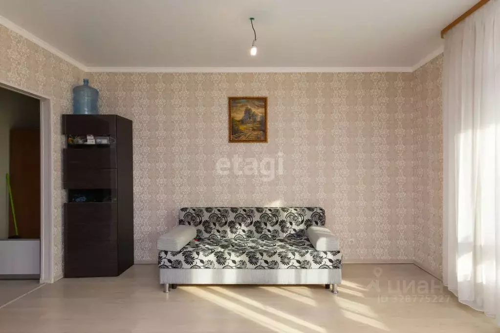 Студия Тюменская область, Тюмень ул. Тимофея Чаркова, 81 (27.7 м) - Фото 1