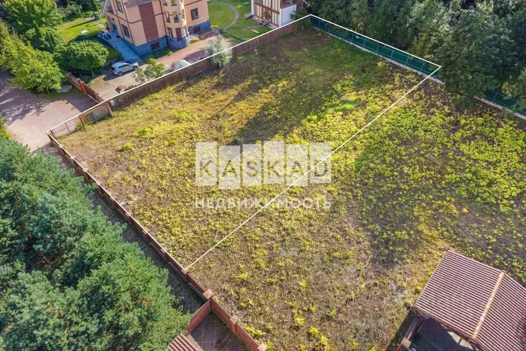 Участок в Московская область, Химки Клязьма-Старбеево мкр, Ивакино ... - Фото 1