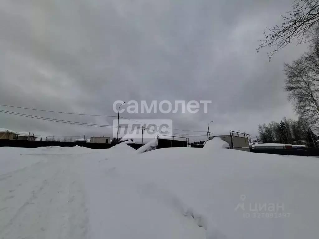 Участок в Москва Марушкинское поселение, д. Акиньшино, Покровский Лес ... - Фото 2