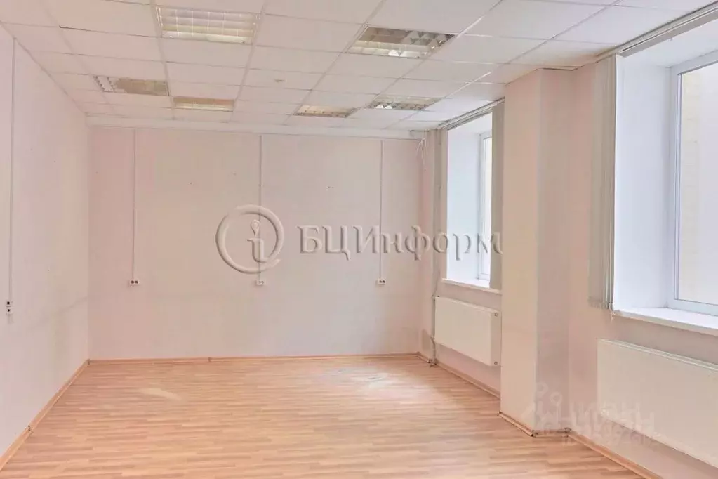 Офис в Санкт-Петербург ул. Бабушкина, 3 (481 м) - Фото 1