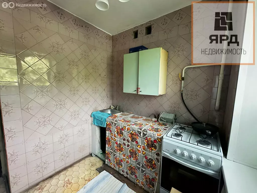 3-комнатная квартира: Таганрог, улица Морозова, 9 (50.9 м) - Фото 1