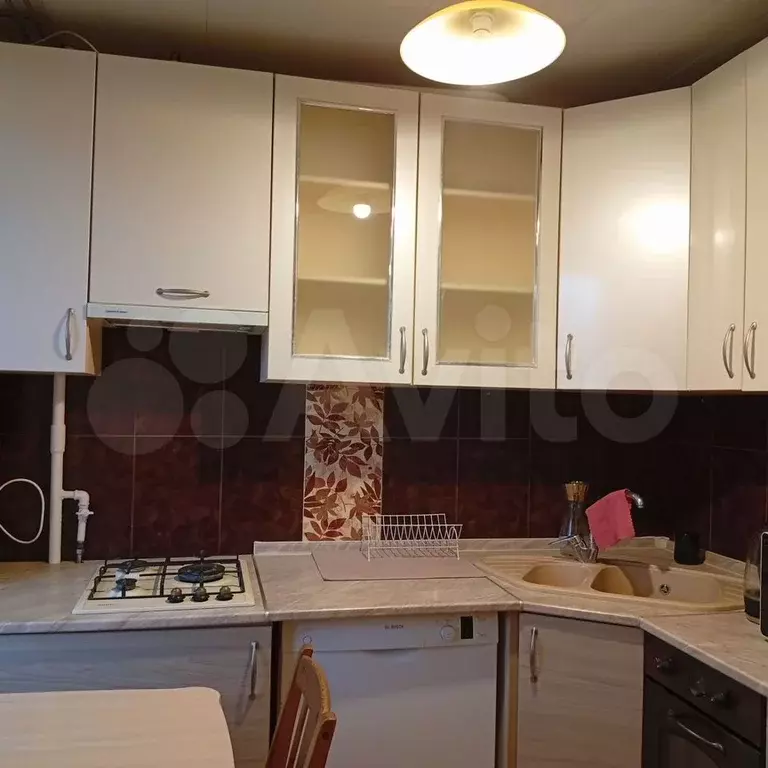 2-к. квартира, 50 м, 4/9 эт. - Фото 0