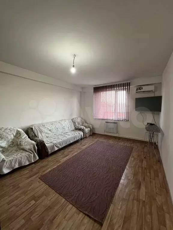 1-к. квартира, 37 м, 4/7 эт. - Фото 1