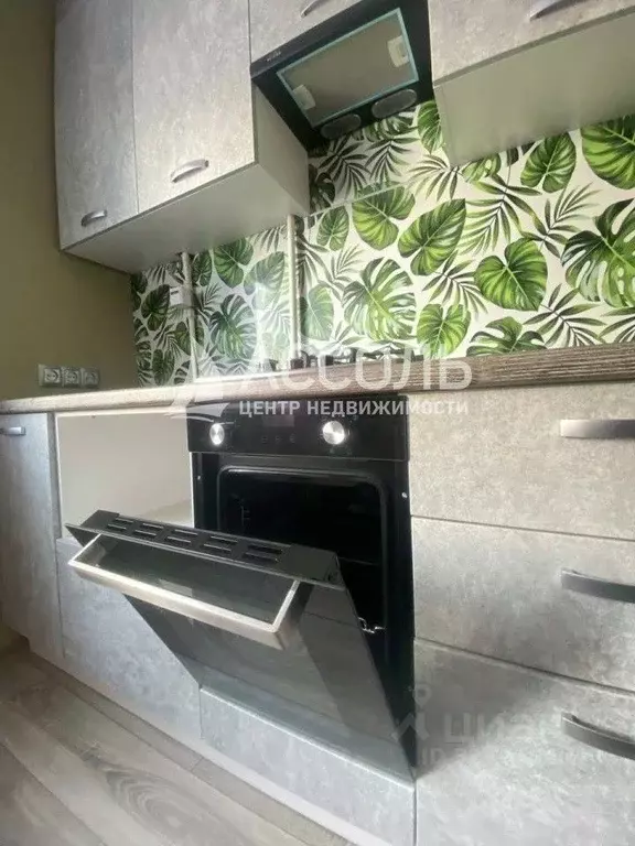 1-к кв. Омская область, Омск ул. Химиков, 32/1 (37.6 м) - Фото 2