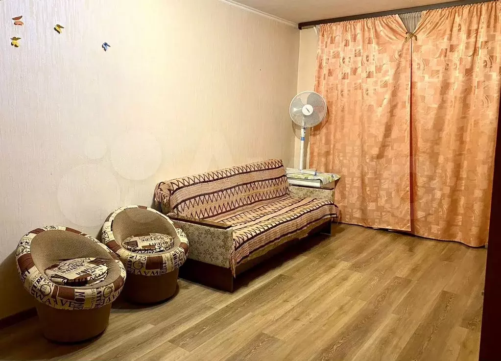 Комната 18 м в 2-к., 1/5 эт. - Фото 1
