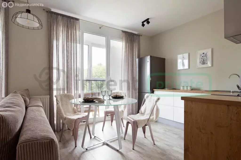 1-комнатная квартира: Светлогорск, улица Горького, 14 (52 м) - Фото 2