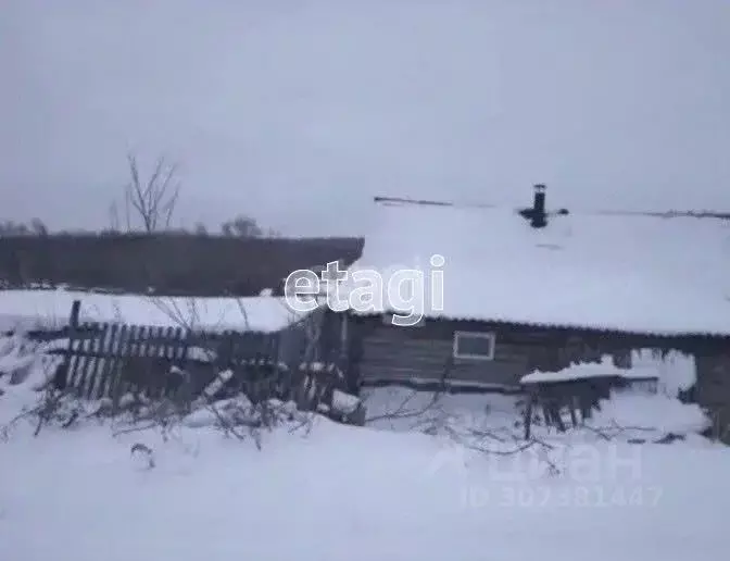 Дом в Алтайский край, Первомайский район, с. Новочесноковка (Демино)  ... - Фото 0