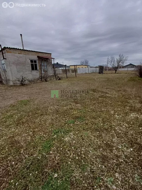 Дом в Сакский район, Штормовское сельское поселение, садоводческое ... - Фото 0