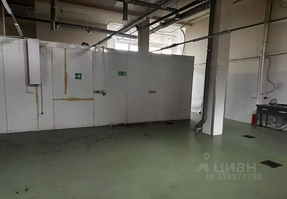 Производственное помещение в Санкт-Петербург дор. Нефтяная, 1 (3500 м) - Фото 1