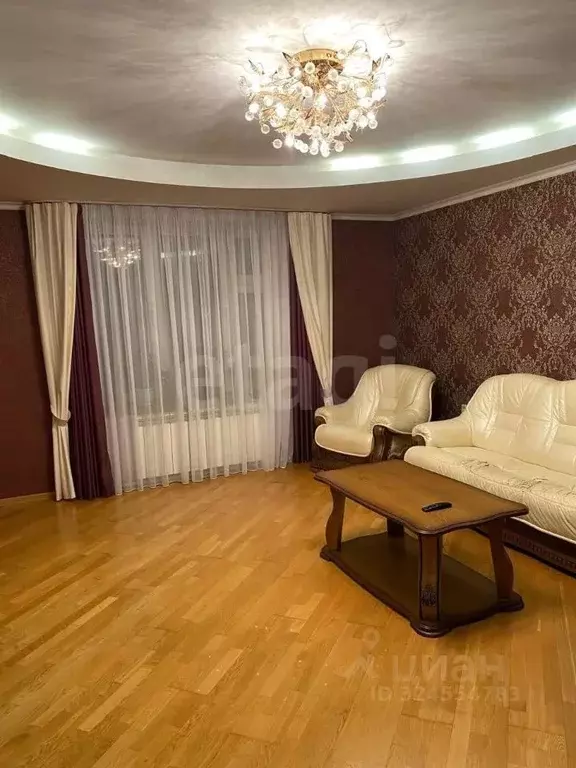 3-к кв. Татарстан, Зеленодольск ул. Татарстан, 10 (104.8 м) - Фото 1