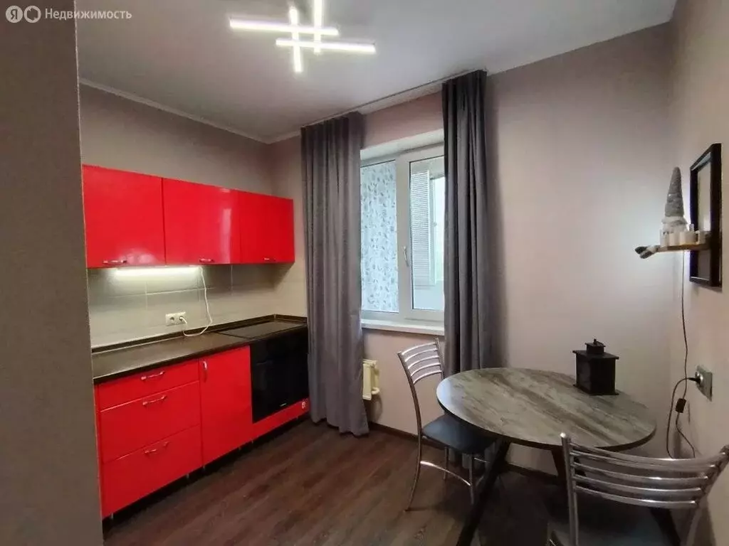 1-комнатная квартира: Тольятти, улица 40 лет Победы, 15 (37 м) - Фото 1