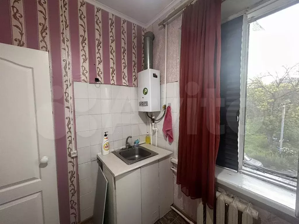 1-к. квартира, 30 м, 3/3 эт. - Фото 1