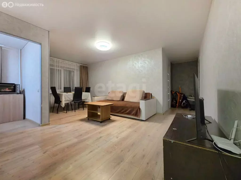 3-комнатная квартира: Нижний Тагил, Газетная улица, 58 (57 м) - Фото 2