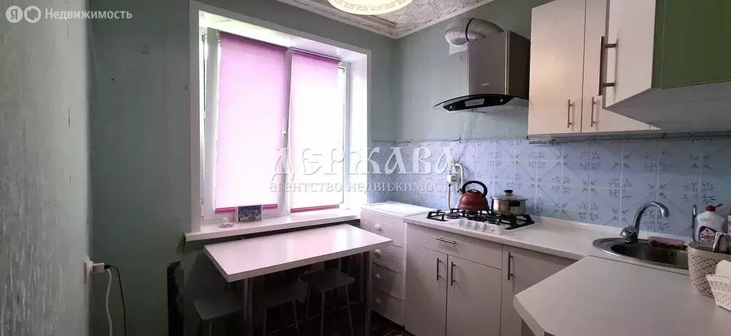 2-комнатная квартира: Старый Оскол, микрорайон Весенний, 4 (44.3 м) - Фото 1