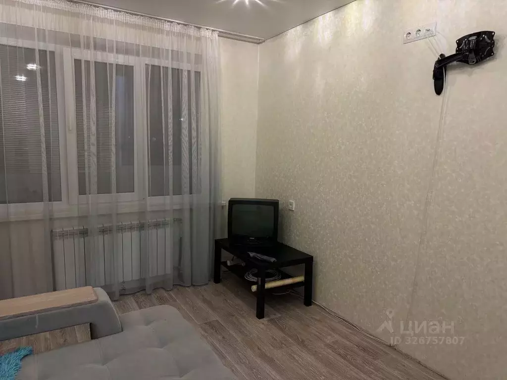 1-к кв. Татарстан, Альметьевск ул. Гафиатуллина, 66 (36.0 м) - Фото 2