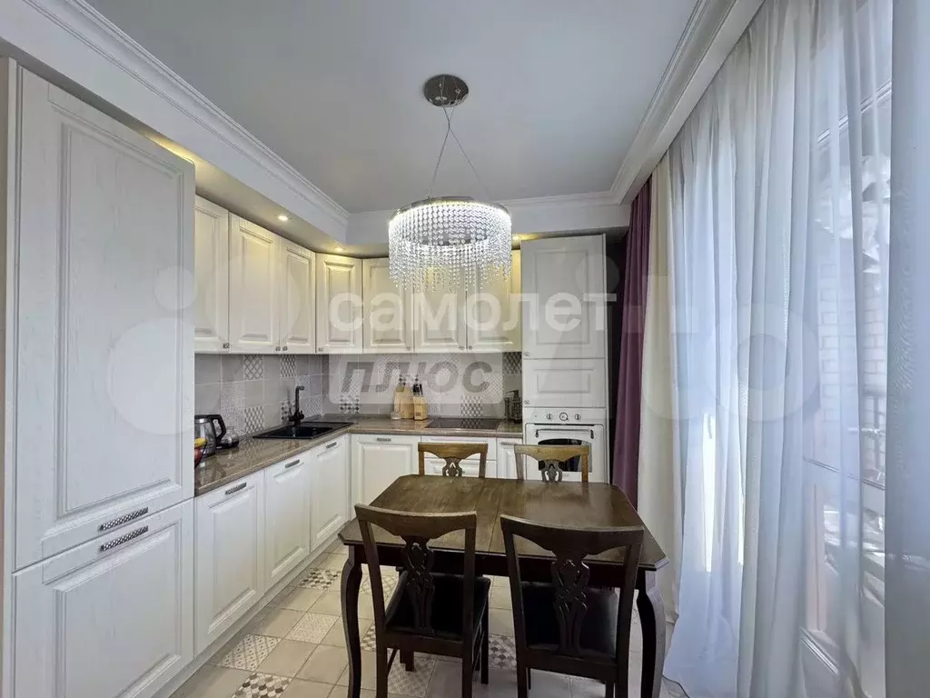 3-к. квартира, 70 м, 14/17 эт. - Фото 1